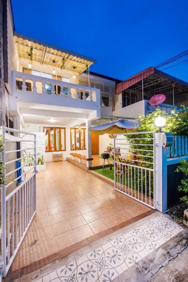 White Beach House Hua Hin 20 Second To The Beach Exteriör bild