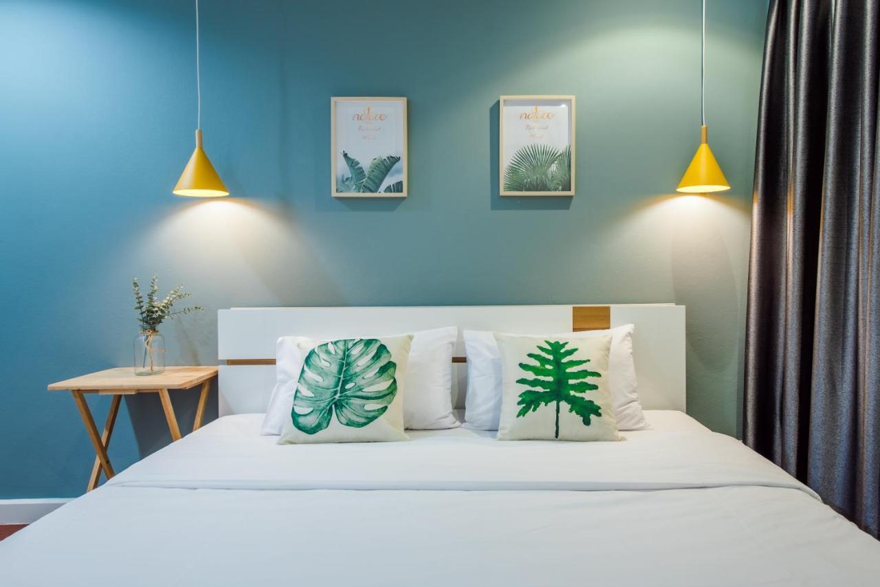 White Beach House Hua Hin 20 Second To The Beach Exteriör bild
